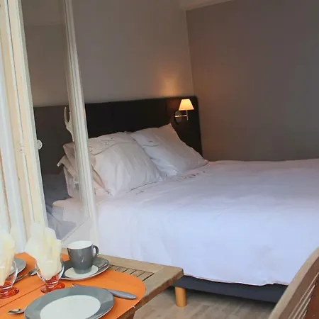Azur Apartment