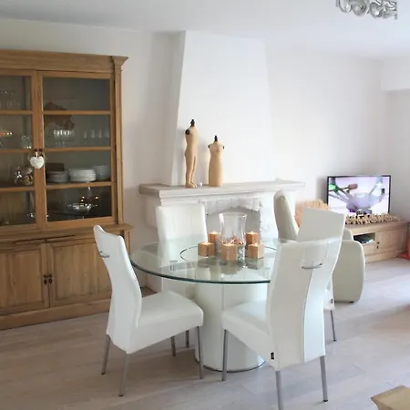 Apartment Azur